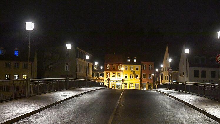 Selten wohl war die Markusbrücke so leer wie in dieser Silvesternacht.Ronald Rinklef