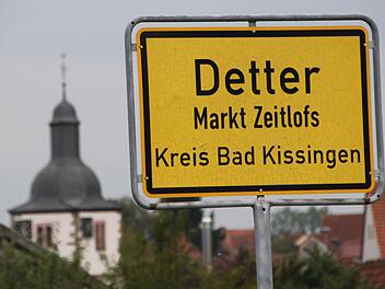 Seit 1978 gehört Detter zum Markt Zeitlofs. Die Zeitlofser nennen die Orte Roßbach, Weißenbach und Detter die Dörfer "auf der Höh'". Die wiederum nennen Zeitlofs, Rupboden und Eckarts "den Grund". Fotos: Ulrike Müller