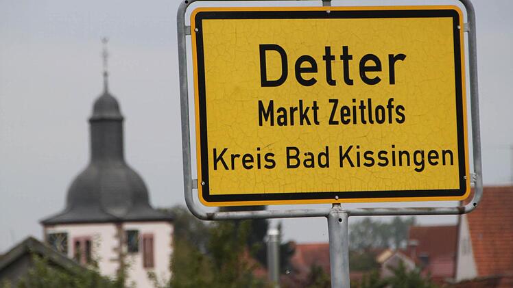 Seit 1978 gehört Detter zum Markt Zeitlofs. Die Zeitlofser nennen die Orte Roßbach, Weißenbach und Detter die Dörfer "auf der Höh'". Die wiederum nennen Zeitlofs, Rupboden und Eckarts "den Grund". Fotos: Ulrike Müller