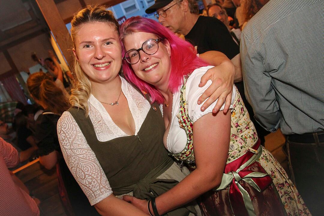 Frontal Party Pur feierte ihre Premiere bei der Bierwoche.