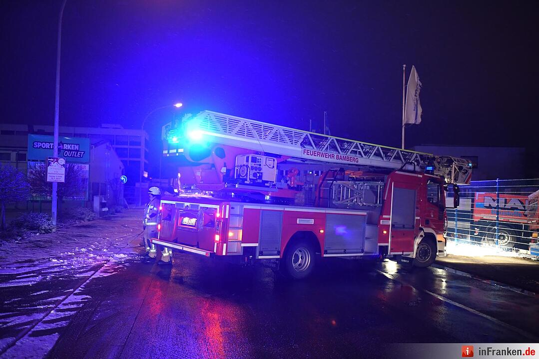 Brand in Gewerbegebiet in Bamberg