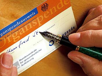 Aus ethischer Sicht ist die Organspende gut begründbar. Foto: BZgA dpa/lhe
