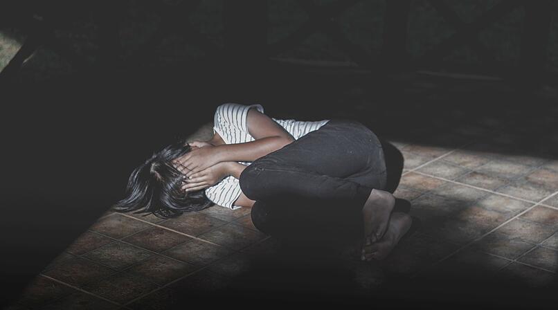 Das 15-j&auml;hrige M&auml;dchen wurde von den anderen Jugendlichen in einen Hinterhalt gelockt und dann zusammengeschlagen.