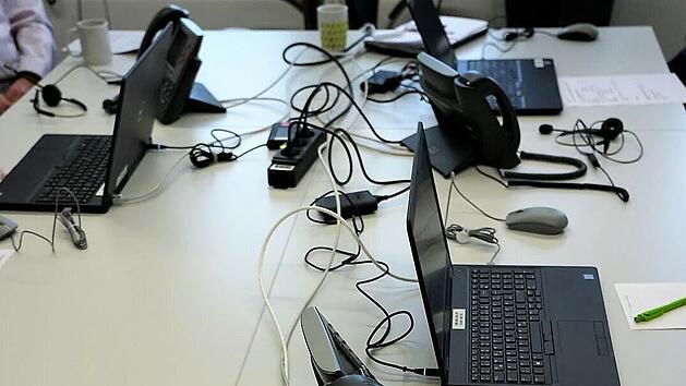 Nürnberger Land: Viele tausend Anrufe mit Fragen rund um Pandemie - Corona-Hotline schließt