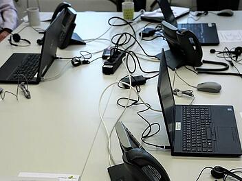 Nürnberger Land: Viele tausend Anrufe mit Fragen rund um Pandemie - Corona-Hotline schließt