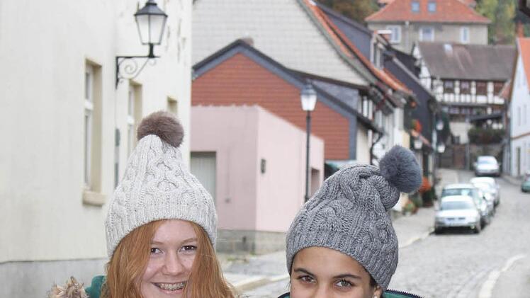 Jaminah und Victoria auf Wochenendausflug im Harz.  Foto: privat