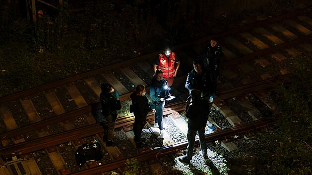 Brand im Gleisbereich in Wuppertal