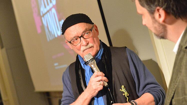 Hans W. Geißendörfer, der mehr als nur der "Vater der Lindenstraße" ist, im Gespräch mit Volker Traumann, dem Bamberger Festivalkoordinator.   Fotos: Ronald Rinklef
