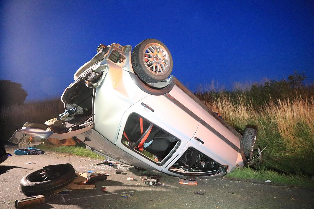 Schwerer Unfall im Landkreis Kulmbach - Fahrzeug überschlagen