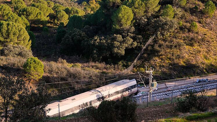 Tote bei Zugungl&uuml;ck in Spanien - Ungl&uuml;cksstelle bei Adamuz