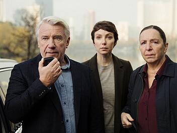 Ist Stefan Lisky r&uuml;ckf&auml;llig geworden und hat erneut einen Menschen get&ouml;tet? Kommissarin Radek (Susi Stach, rechts) ist zun&auml;chst &uuml;berzeugt davon. Der Psychiater Paul Kressmann (J&ouml;rg Sch&uuml;ttauf) und seine Kollegin Karla Eckhardt (Julia Koschitz) waren sich so sicher, dass Lisky sich ge&auml;ndert hatte.