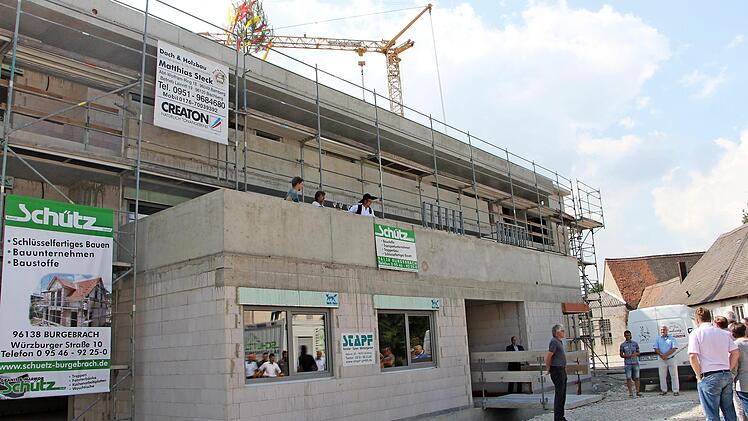 Mit dem Neubau bekommt Burgebrach eine Tagespflegeinrichtung nach modernsten Standards.  Fotos: Elke Pieger