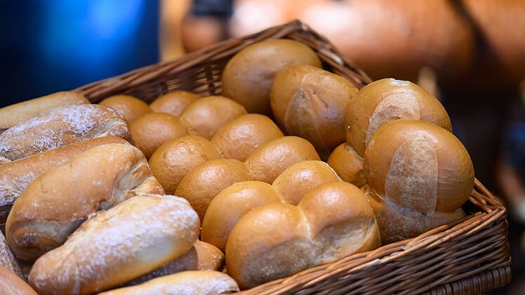 Br&ouml;tchen