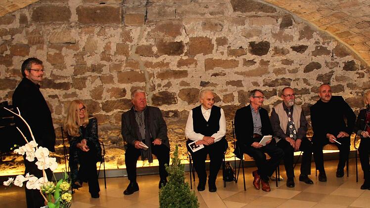 Pianist Thomas Leyer und Sängerin und Autorin Gabriele Dörrfuß, Peter Ott, Julie Thoma, Herbert Steingen, Friedel Auer, Roland Förster, Petra Embacher, Alexander Czoppelt, Dieter Gropp Foto: Johanna Blum