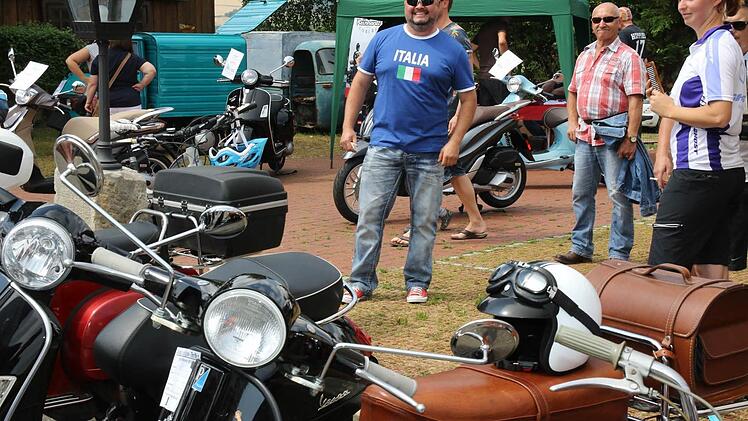 Vespa-Treffen im Itzgrund Foto: Michael Stelzner