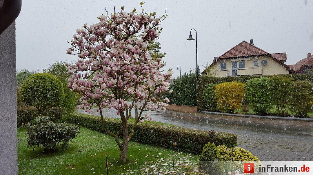 Franken: Ostermontag versinkt im Schnee