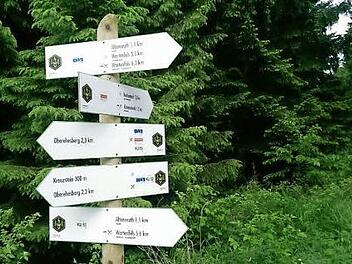 Sehr gut ausgeschildert sind die idyllischen Wanderpfade rund um Wartenfels. Foto: Klaus-Peter Wulf