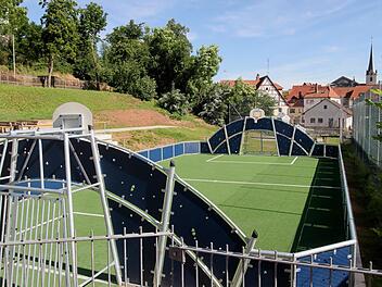 Das ist die neue "Multifunktionsanlage", die sicherlich mitten in der Stadt zu einem Anziehungspunkt für die junge Generation wird.