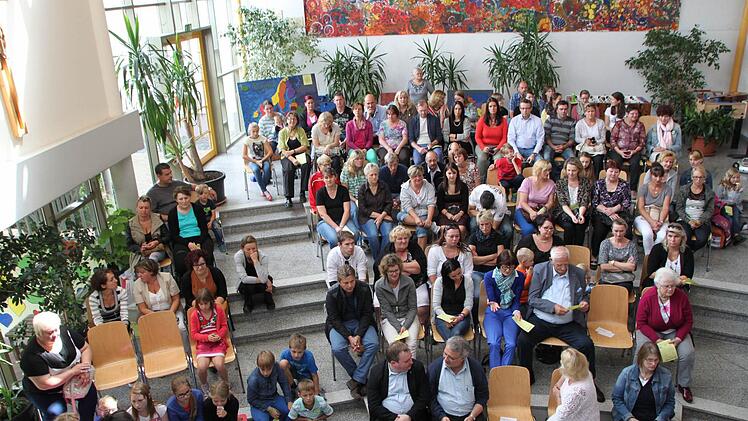 Verabschiedung der Viertklässler an der Grundschule Bad Brückenau am 30. Juli 2015. Foto: Ulrike Müller