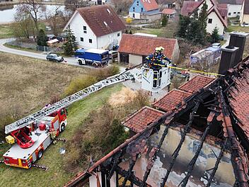 Etwa 150.000 Euro Schaden: Einfamilienhaus im Vollbrand