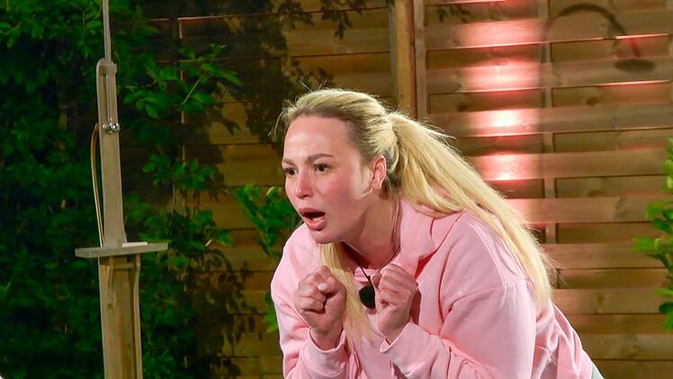 Anita (Bild) geht schnell an die Decke - vor allem, wenn es um Hati geht.