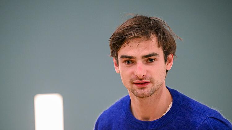 Durch seine Rolle im Kriegsdrama "Im Westen nichts Neues" (2022), das mit vier Oscars ausgezeichnet wurde, machte Aaron Hilmer einen bedeutenden Schritt in seiner Schauspielkarriere.