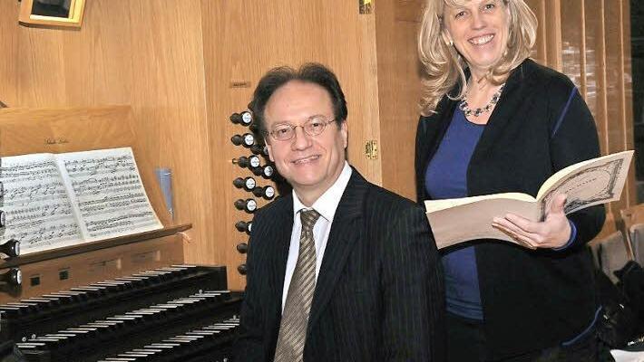 Burkhard und Brigitte Ascherl eröffneten den 26. Bad Kissinger Orgelzyklus.  Foto: Peter Klopf