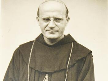 Georg Kilian Pflaum als junger Franziskanermönch: Der spätere Bischof wurde in Lembach geboren und wäre heute 100 Jahre alt geworden. Sein Sterbebild nennt die korrekten Bezeichnungen des Kirchenmannes: Jorge Kilian Pflaum O.F.M. Bischof und Apostolischer Vikar der Franziskanermission Nuflo de Chavez/Bolivien.