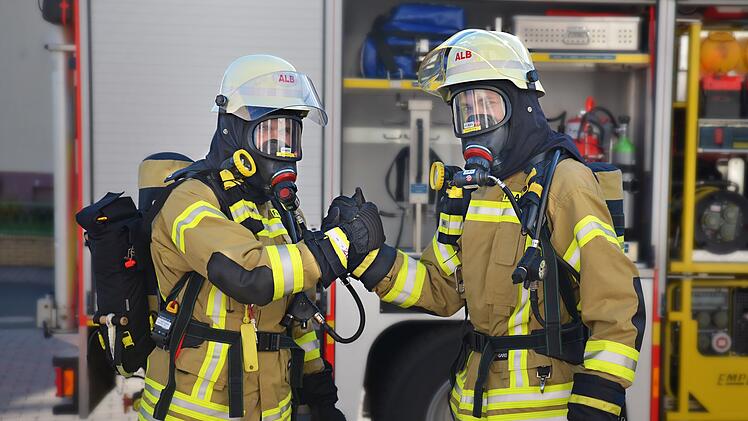 Landkreis Bad Kissingen:  Steckkreuz für besondere Verdienste um das Feuerwehrwesen