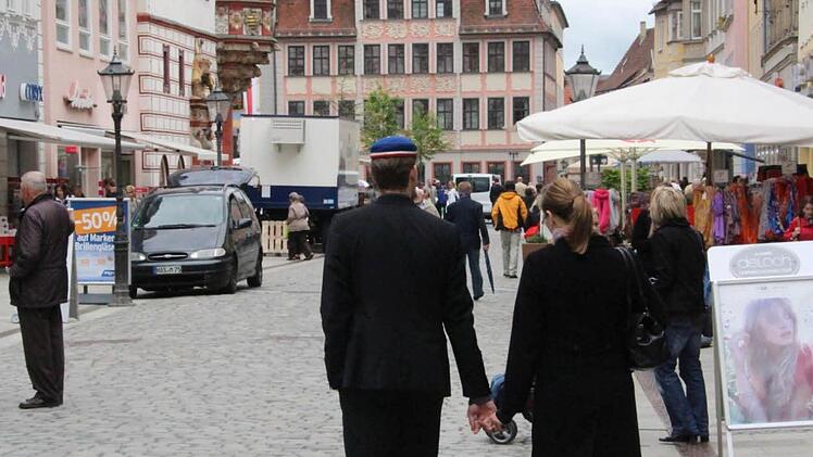 Auf dem Weg zum Marktfest.