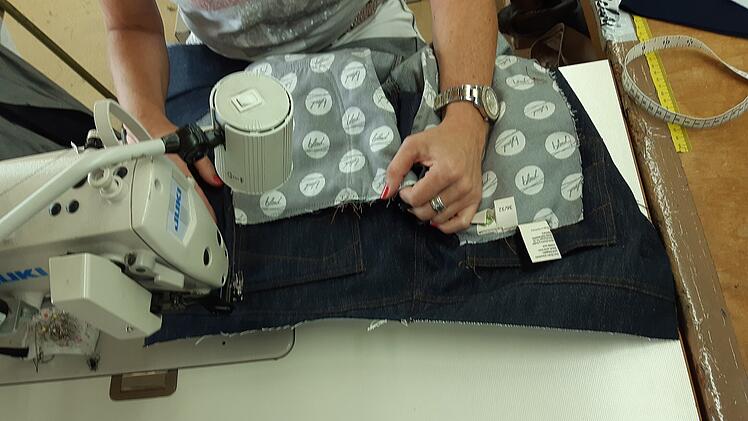Bleed Clothing - Franken Jeans Produktion