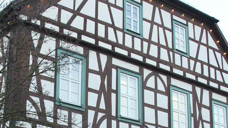 Im Rathaus muss gespart werden, damit die Stadt weniger Kredit aufnehmen muss. Foto: Heike Beudert