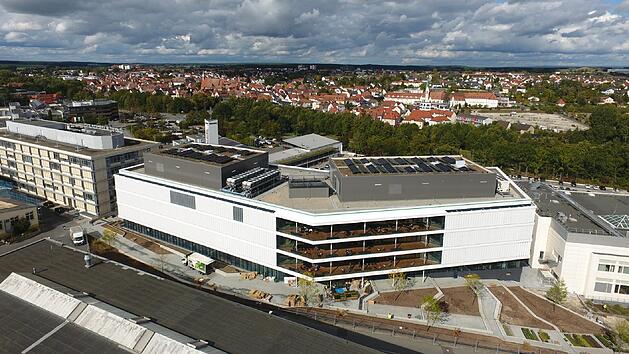 Schaeffler nimmt neues Technologiezentrum in Betrieb - "ist ein Bekenntnis"