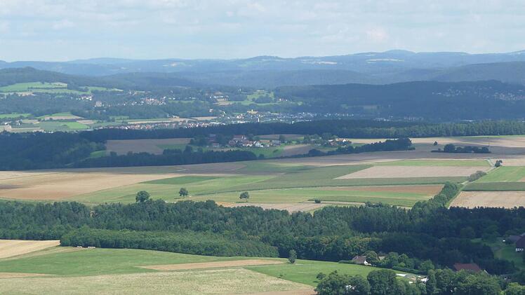 Blick vom Görauer Anger ins Kulmbacher Land. Foto: Irmtraud Fenn-Nebel