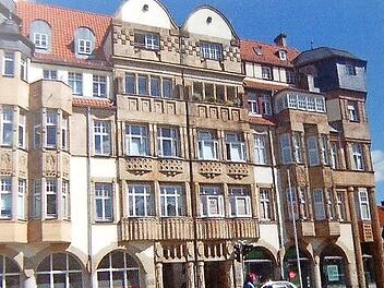Über Jahrhunderte diente der Gebäudekomplex in der Bahnhofstraße 10-12 als Wohn- und Handwerkshaus. Foto: Helke Renner