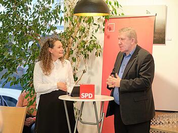 Der Bundestagsabgeordnete Andreas Schwarz wird zu persönlichem Leben und politischer Arbeit interviewt.