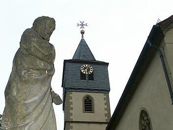 Kirchturm in Biebelried