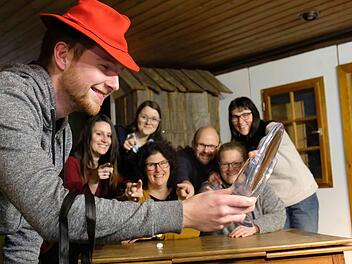 Die Modenschau im Ochsenstall verspricht eine gute Unterhaltung.  Foto: Gerd Schaar
