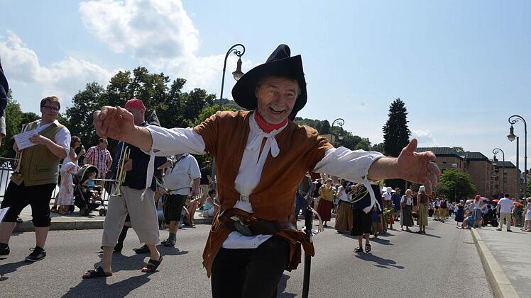 Der Festzug am Sonntag wird auch dieses Jahr wieder einer der Höhepunkte des Rakoczy-Festes. Foto: Archiv/Ronald Rinklef