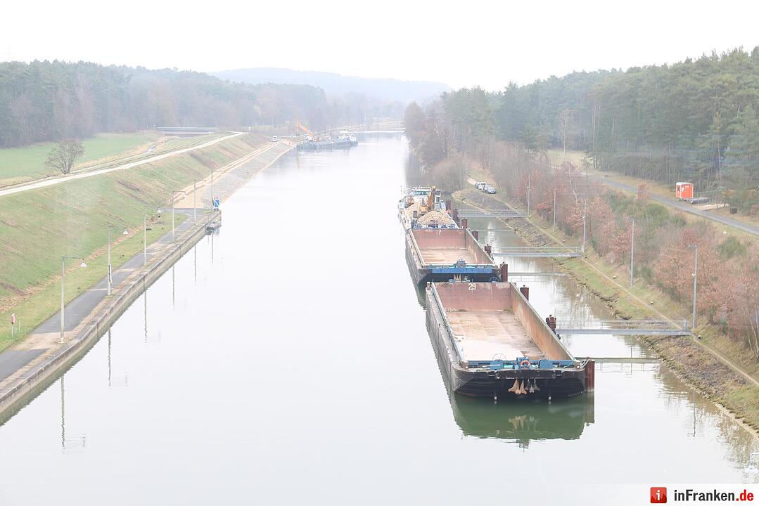 Auf Foto-Tour im  Inneren der Schleuse Erlangen