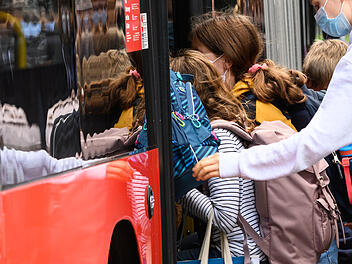 Busfahrer missachtet Corona-Regeln