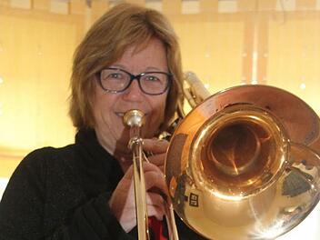 Die Neuenmarkter Zahnärztin Christine Hofmann-Niebler hatte in der berühmten Prince Mahidol Hall in Bangkok mit dem World Doctors Orchestra einen großen Auftritt.  Foto: Sonja Adam