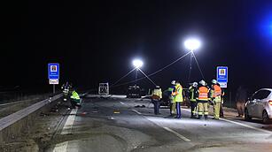 Unfallstelle nicht gesehen: Tragisches Unglück fordert zwei Menschenleben