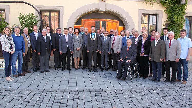 Das gesamte neue Stadtratsgremium