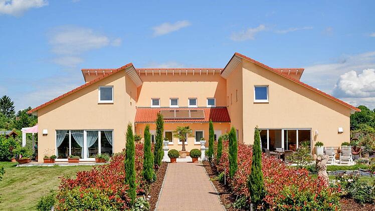 Das prämierte Mehrgenerationenhaus von Albert-Haus steht in Wiesbaden-Erbenheim. Foto: Albert-Haus