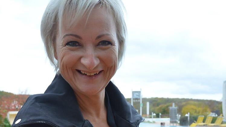 Wer einen Kürbis abgeliefert hat, wie Doreen Grosch,  bekommt als Belohnung freien Eintritt.