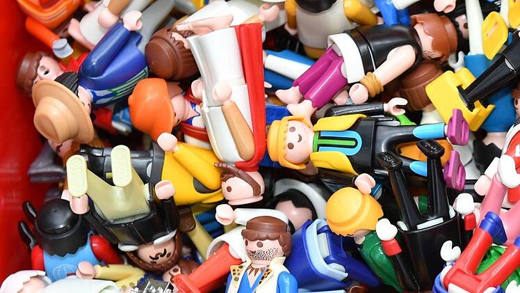 Weil sich das perfekte Dorf in Franken nicht so leicht finden lässt, haben wir es aus Playmobil selbst gebaut.
