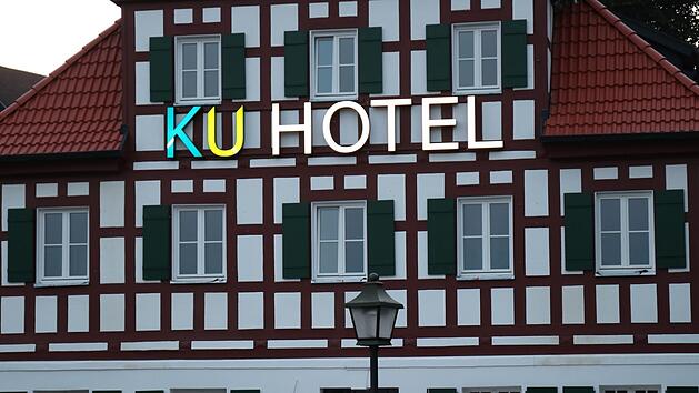 Der neue "Adler": Das einstige Kultwirtshaus in Burghaig wird ein Online-Hotel. Foto: Stephan Tiroch