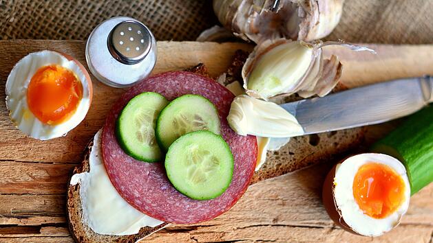 Symbolbild: Salami, Salamibrot
