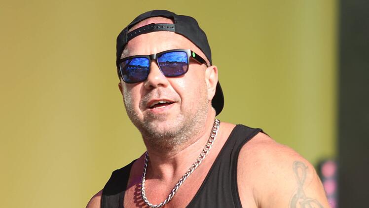 DJ Tomekk hat seine Alkoholsucht hinter sich gelassen.